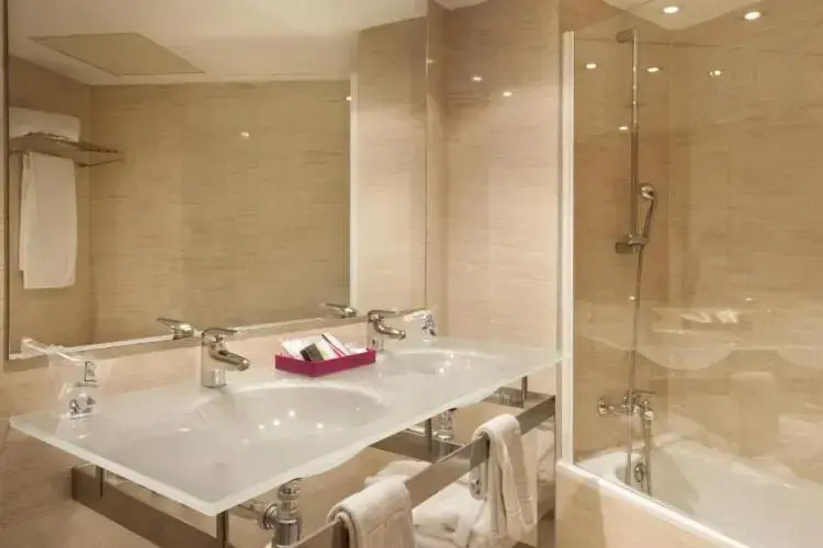 Hotel Zenit Lleida - Chambres