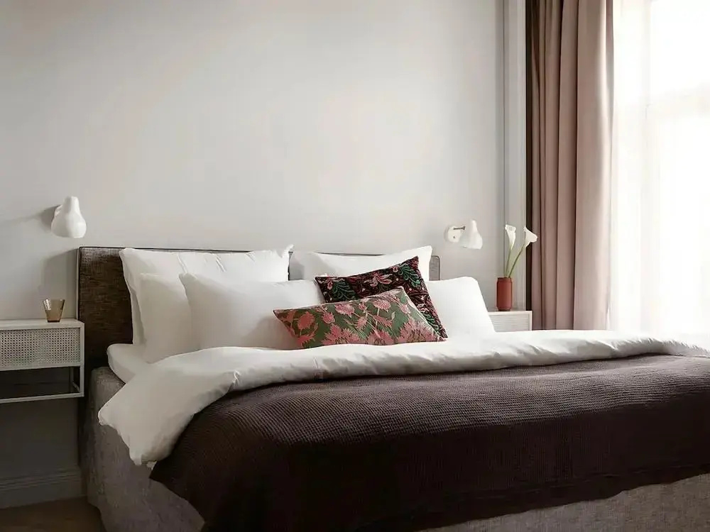 St George Double Suite (full double bed)