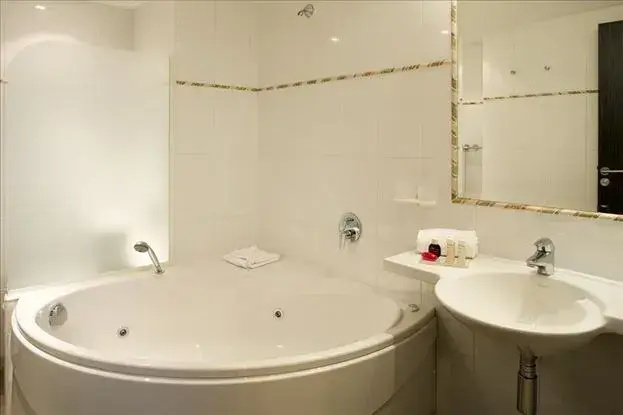 BW Premier Collection Mondial - Chambres