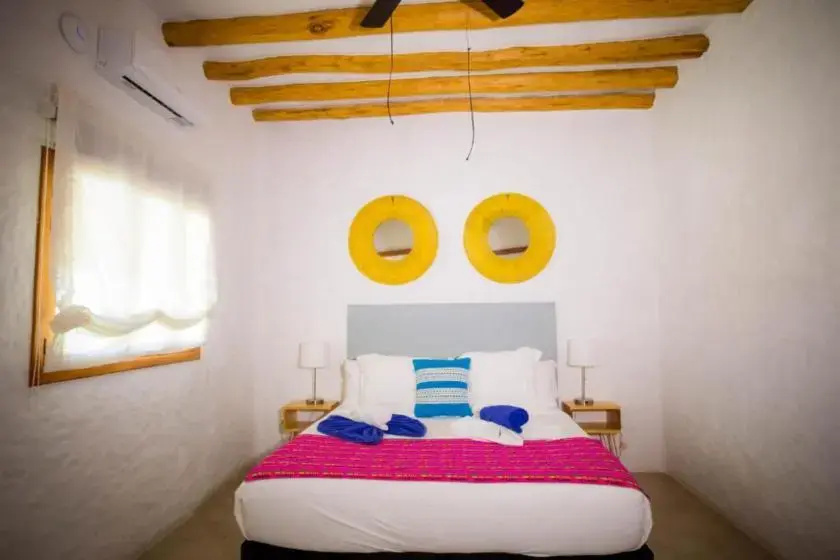 Double room (full double bed)