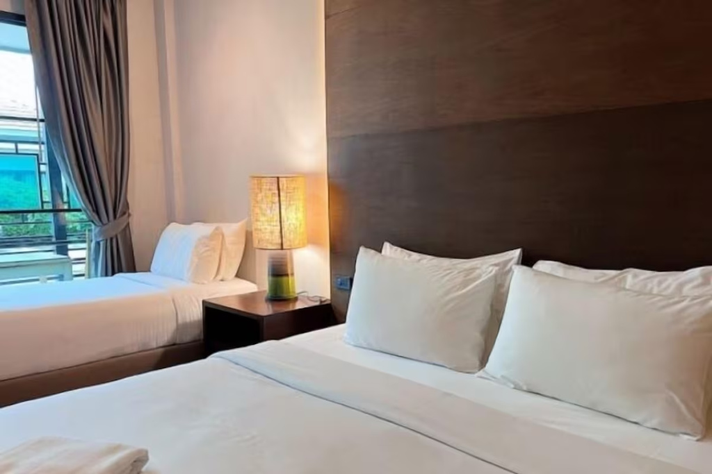 Navi Inn Double room (full double bed)