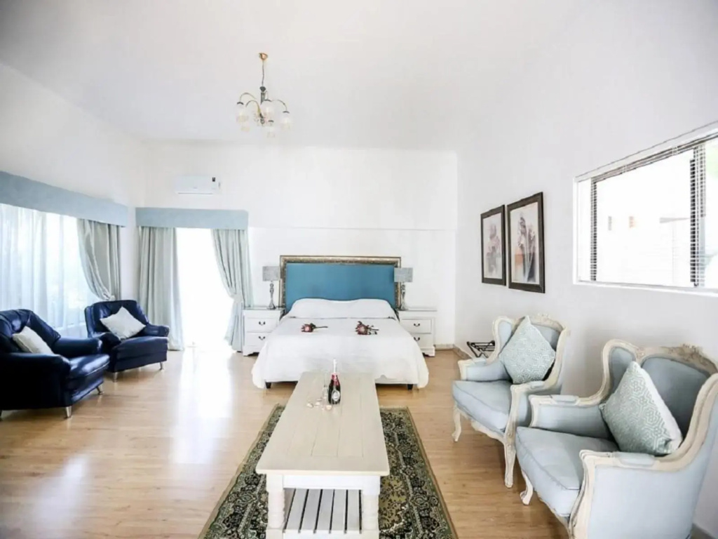 Double Ground Floor Suite (twin beds)