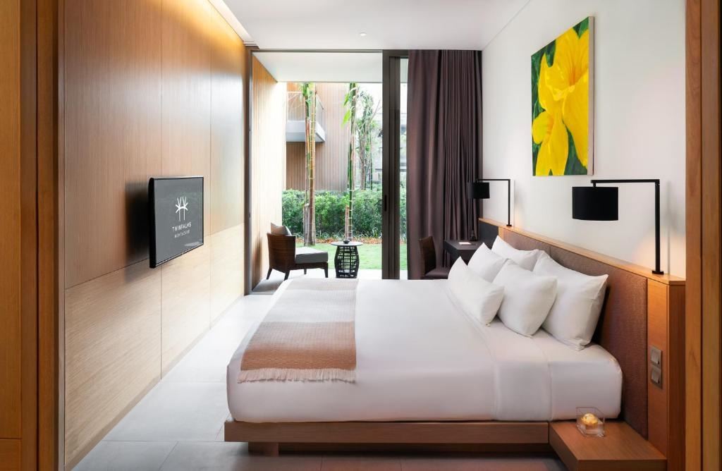 Twinpalms MontAzure Phuket - Tap to explore photos