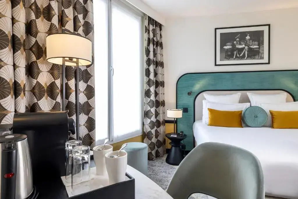 Hotel Aiglon 53