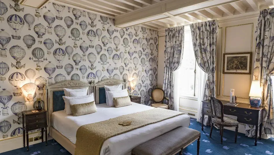 Deluxe Double Suite (full double bed)