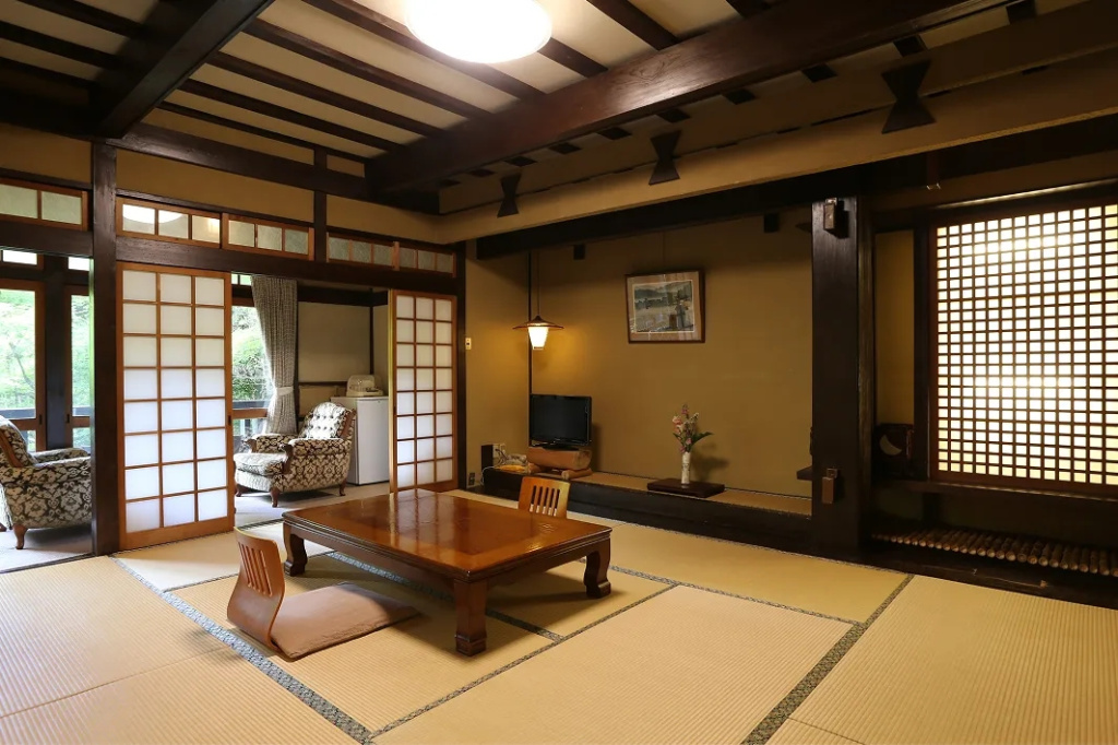 Momijiya Honkan Takao Sansou Ryokan 사진 19