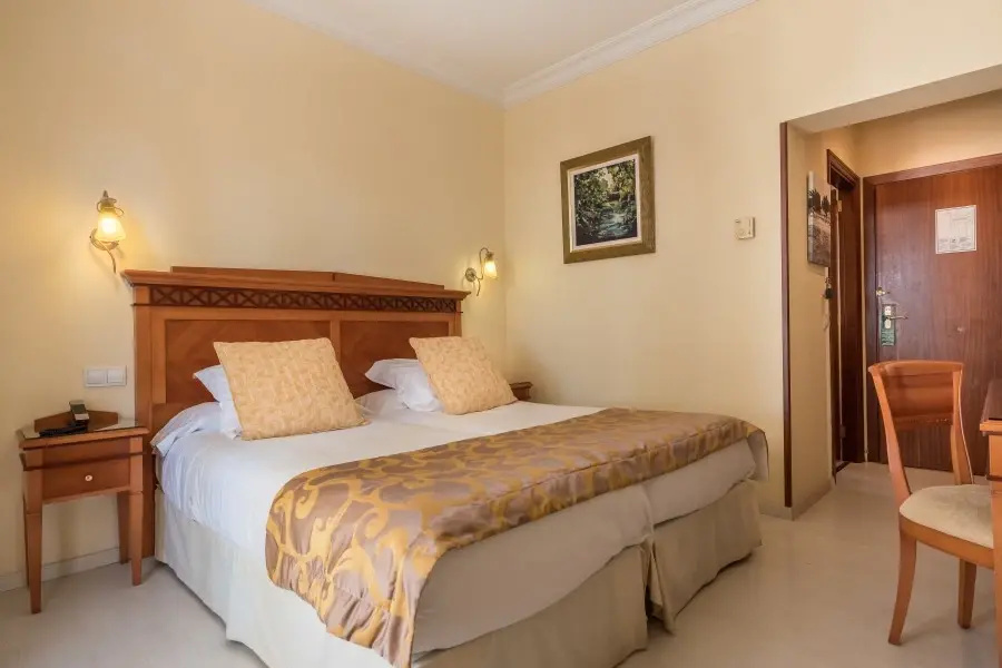 Ciutat Jardi Hotel - Chambres