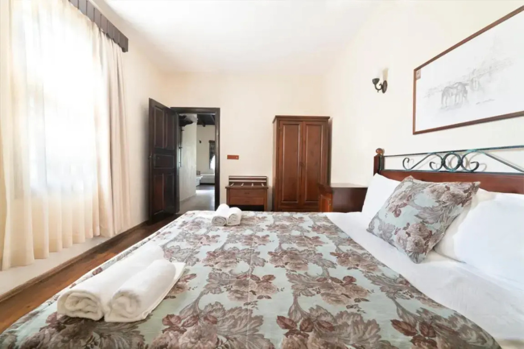 Ottoman Suite