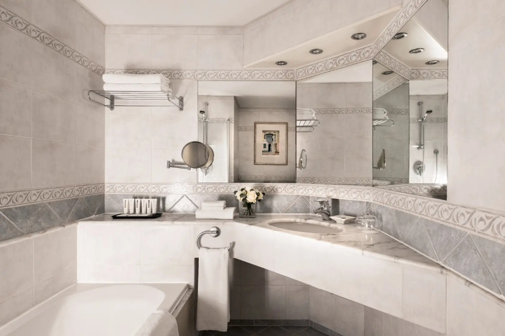 Corinthia St George's Bay - Chambres