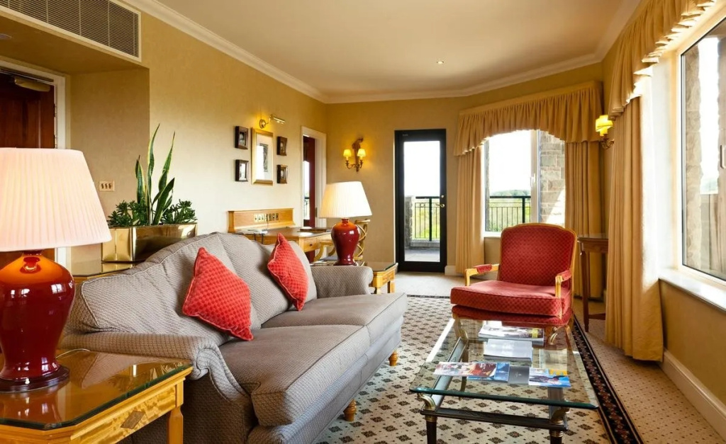 Signature Double Suite (full double bed)