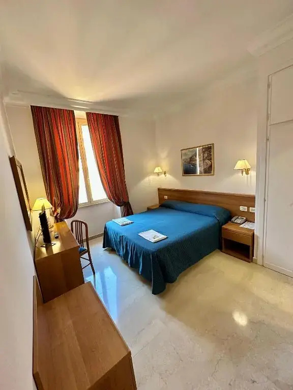 Hotel Principe Di Piemonte - Chambres