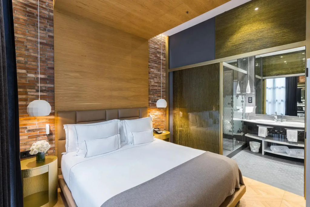 Patio Double Junior Suite (full double bed)