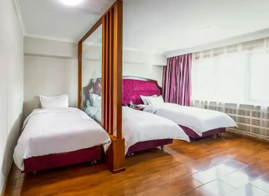 Classic Triple room