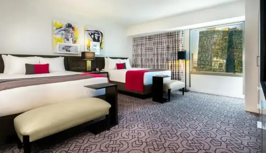 Ultra Hip Attraction View Quadruple room
