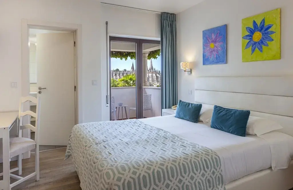 Double room Monastery View (full double bed)