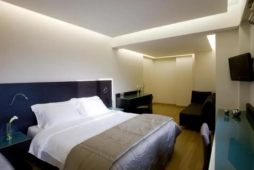 O&B Athens Boutique Hotel — фото
