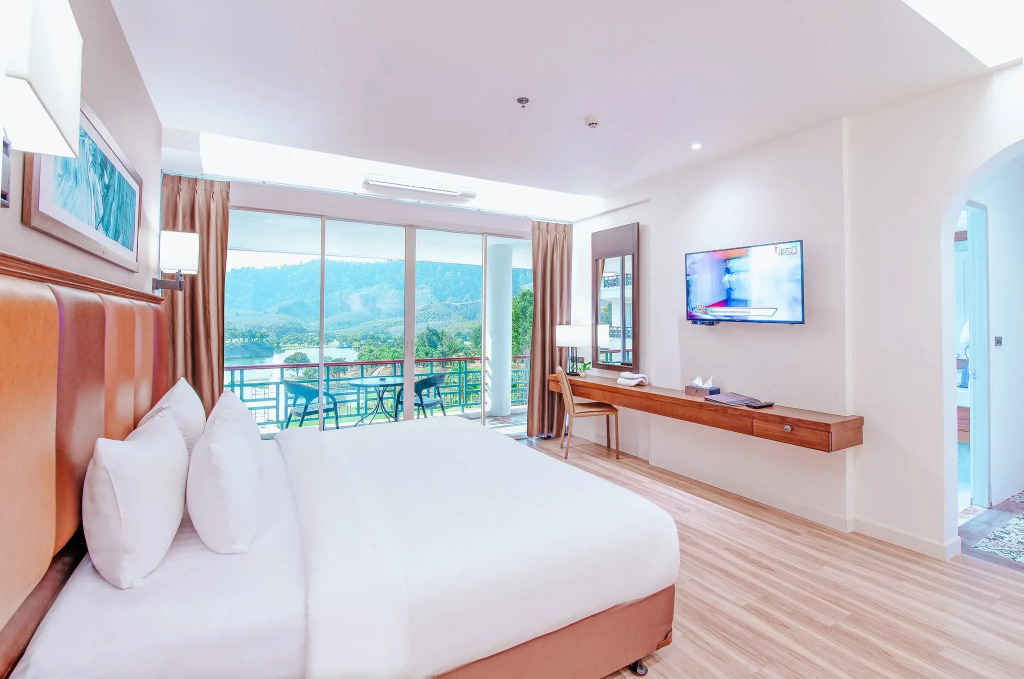 Двухместный номер Valley Deluxe с видом на сад двуспальная кровать в Katathong Golf Resort & Spa