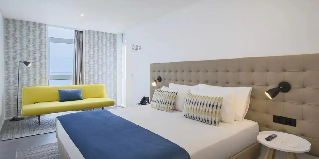 Double Junior Suite with sea view (full double bed)