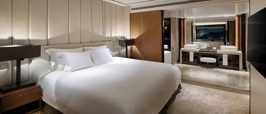 Royal Double Suite twin beds