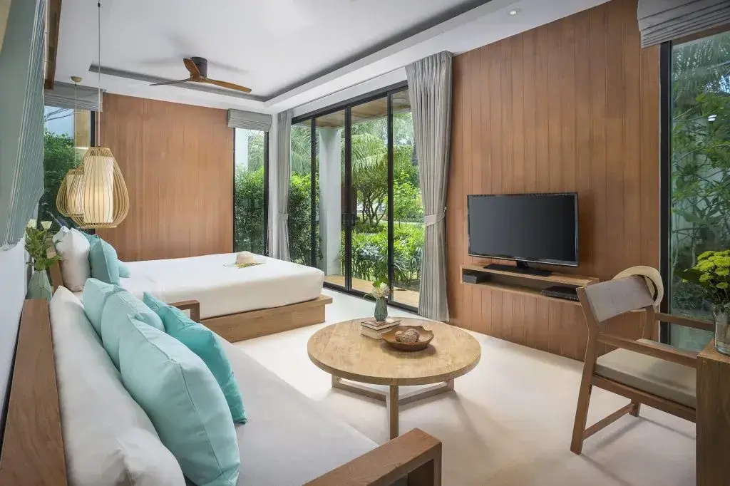 Deluxe Studio with garden view