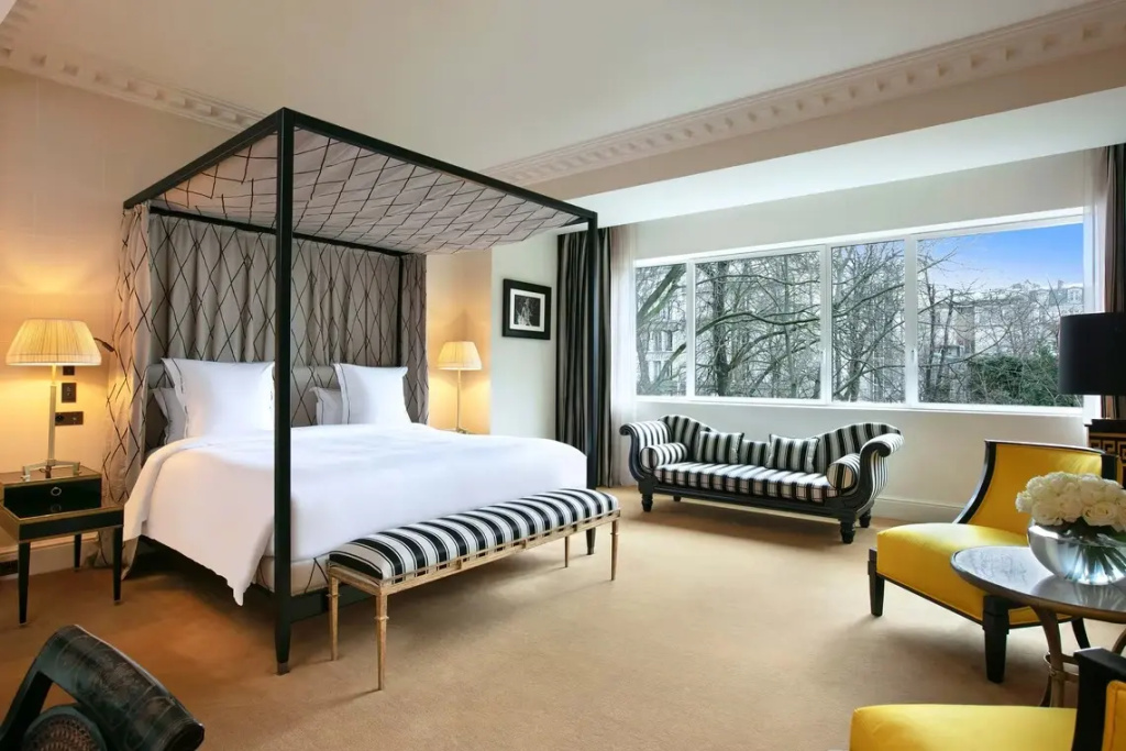 Hôtel de Berri Champs-Élysées, a Luxury Collection Hotel 74