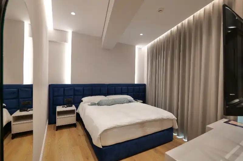 Deluxe Double room with balcony (full double bed)