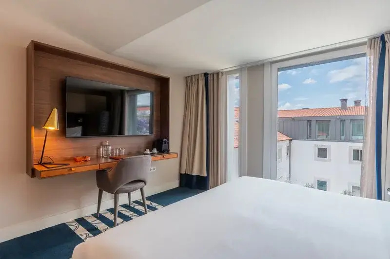 Club Double room (twin beds)