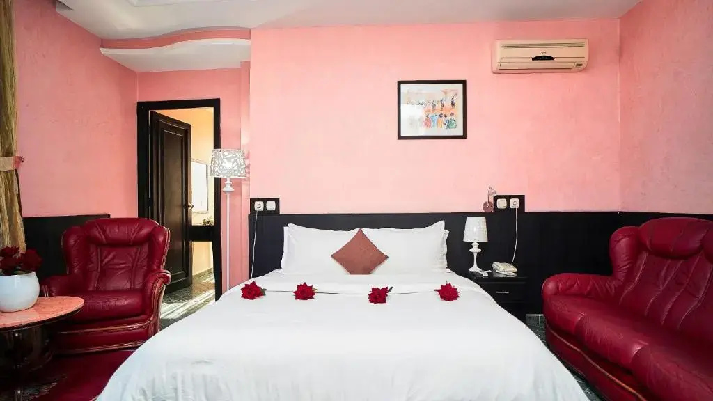 Double Junior Suite (full double bed)