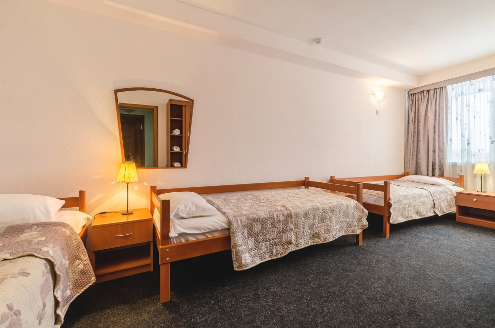 Block Triple room