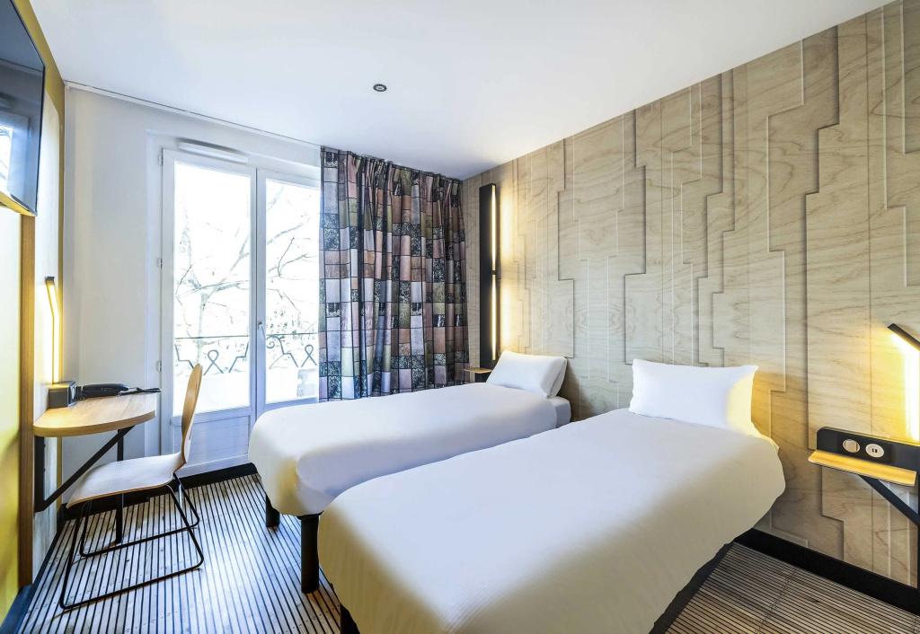 Double room (twin beds)