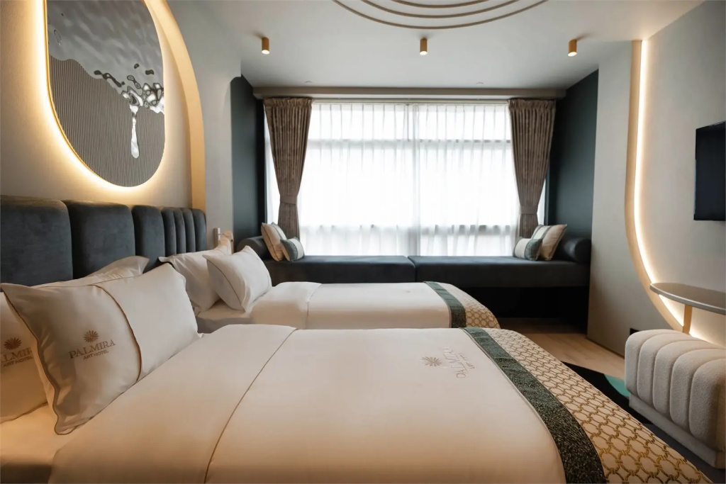 Palmira Art Hotel Room Type - Standard Double room with Moscow City View twin beds