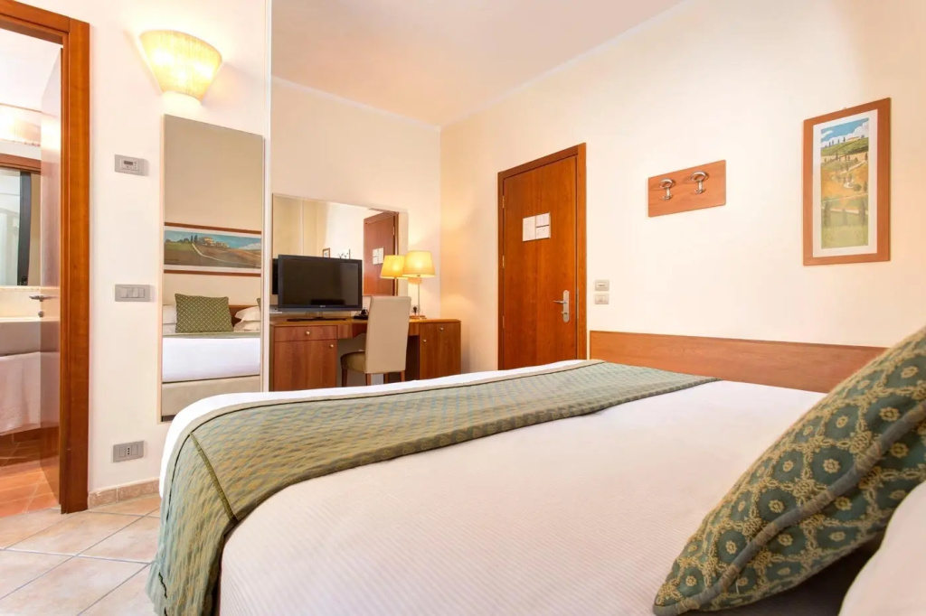 Economy Double Basement room (twin beds)