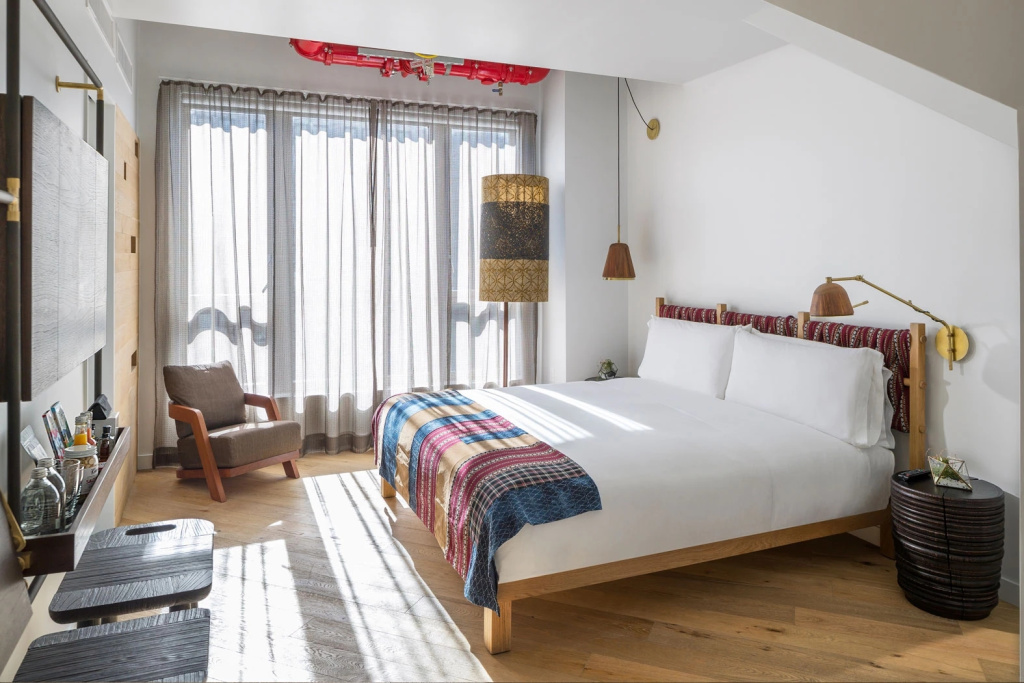 Creative Double Suite (full double bed)