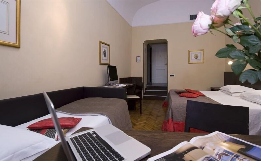 Standard Double room (twin beds)