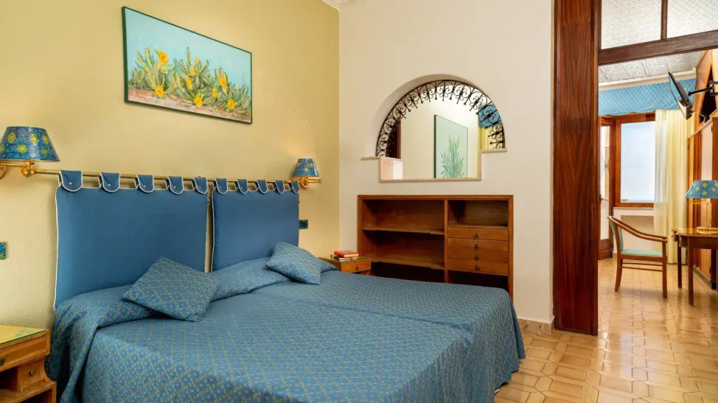 Double room with sea view (twin beds)