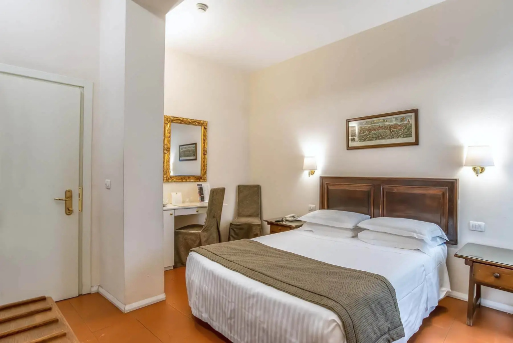Hotel Machiavelli Palace - Tap to explore photos