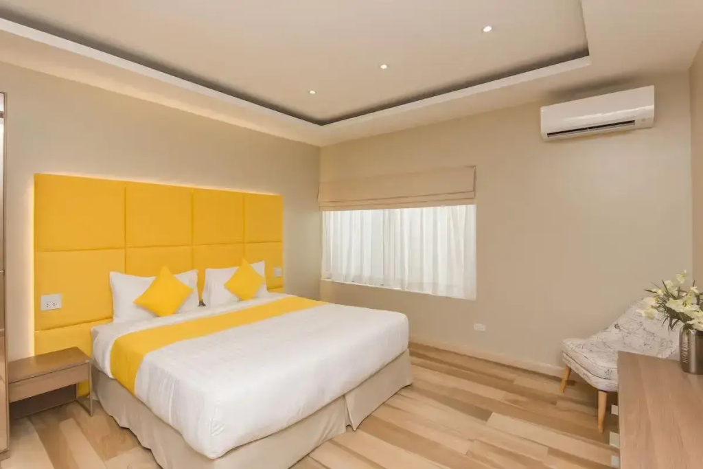 2 Bedrooms Premium Villa Beachside with pool view