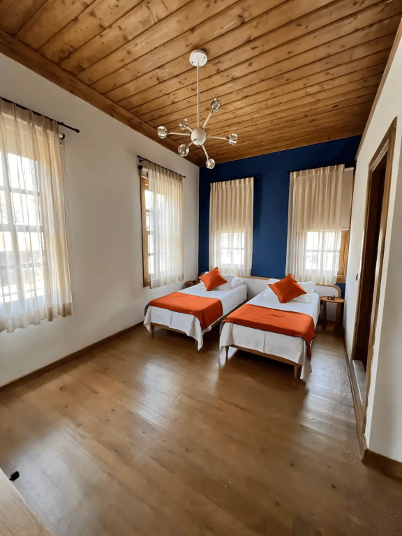 Double room (twin beds)