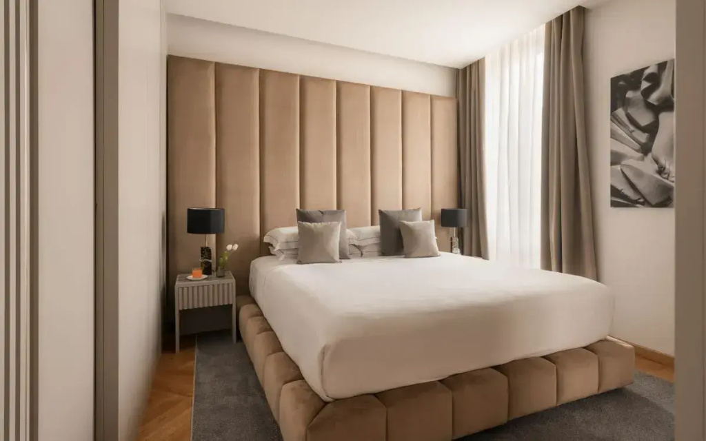 Open Double Suite (full double bed)