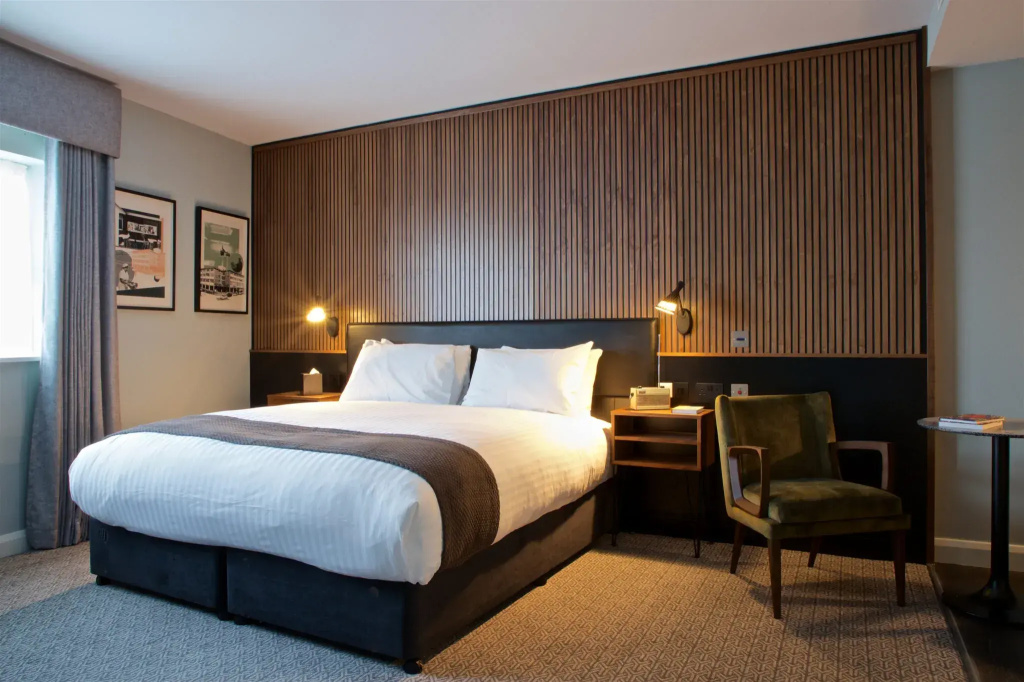 Freedom (Accessible) Double room (full double bed)