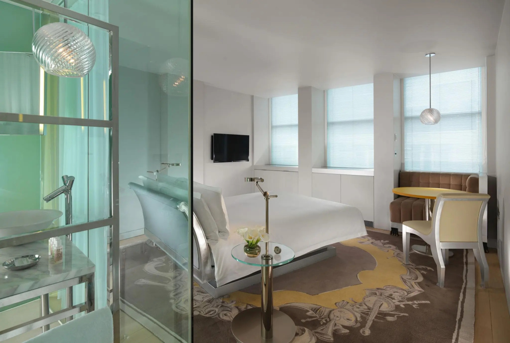 Standard Double room (full double bed)