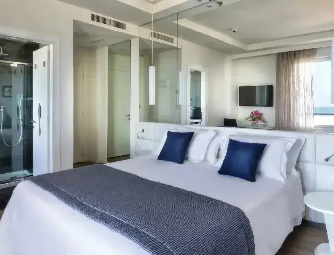 Nautico Deluxe Double room (full double bed)