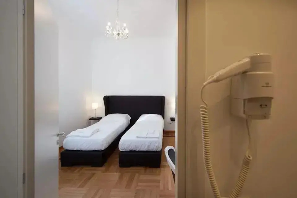 Double room (twin beds)