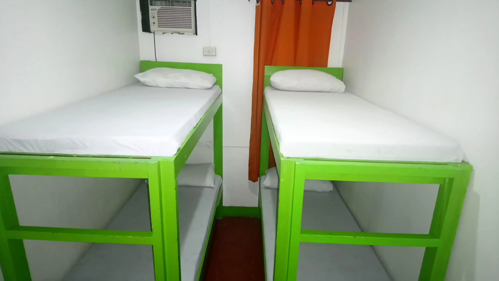 Family with Air Conditioning Quadruple room