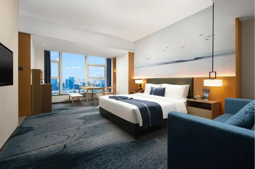 Executive Double room (full double bed)