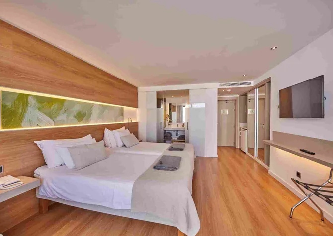 Prime Swim-Up Double room (twin beds)