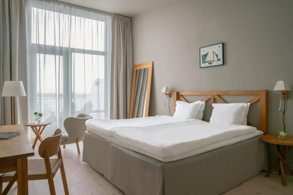 Double Signature with sea view (full double bed)
