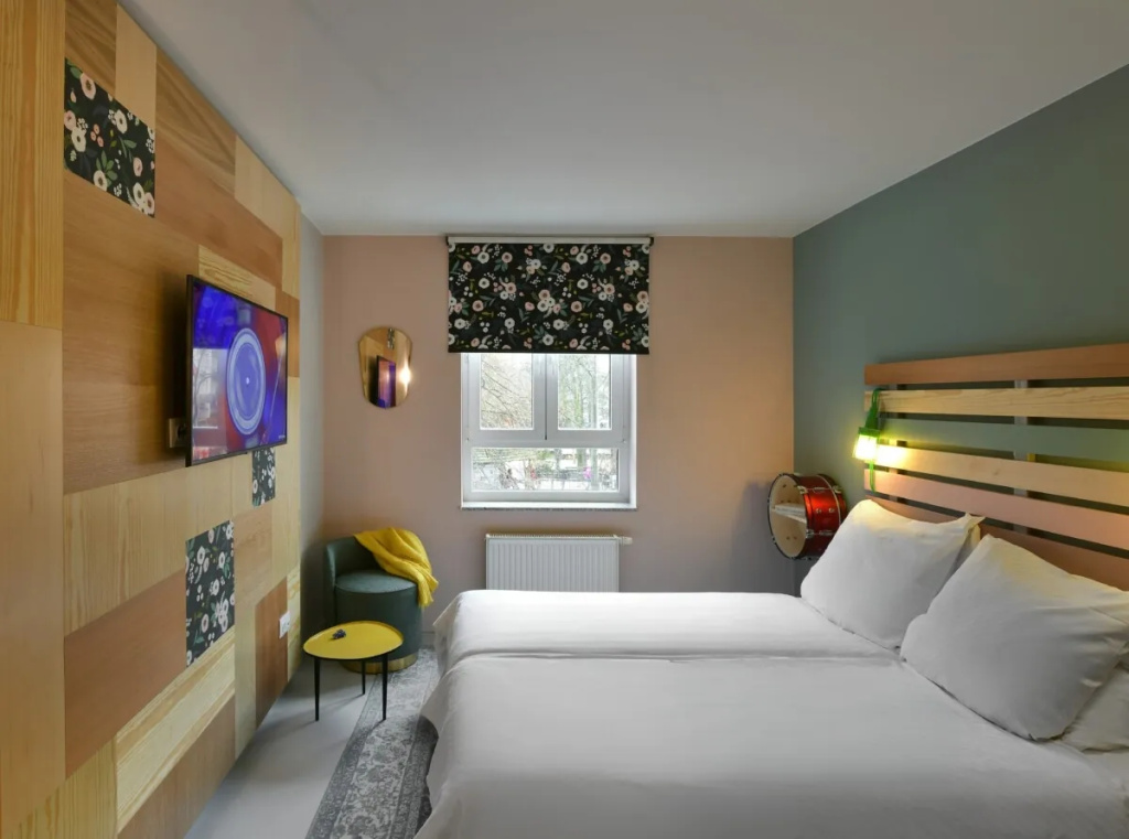 Double room (twin beds)