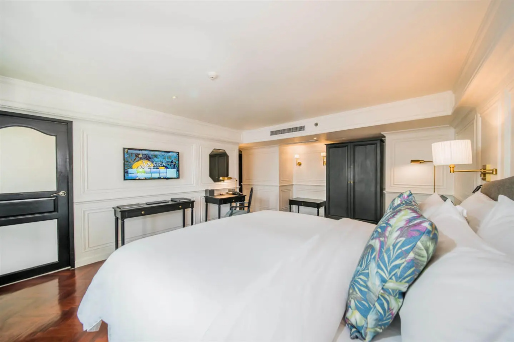 Siam Double Suite (full double bed)