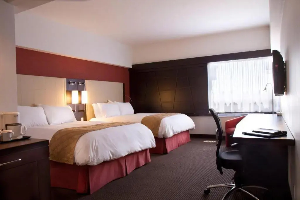 Deluxe Quadruple room